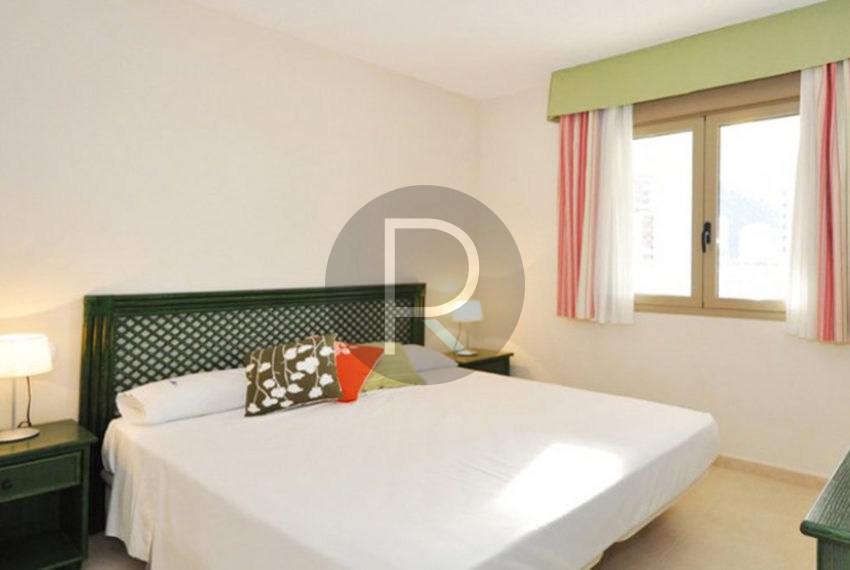 beautiful-apartment-calpe-for-sale-bedroom