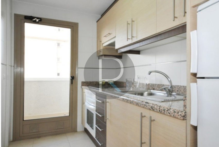beautiful-apartment-calpe-for-sale-kitchen